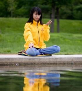 Кратка медитация може да засили концентрацията.