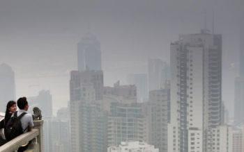 Крайпътното замърсяване в Хонконг достигна рекордни нива през последните две тримесечия. 