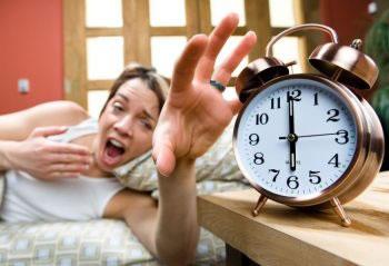 Ако някой иска да отслабне и да поддържа телесната си маса, достатъчният сън е задължително условие. 
