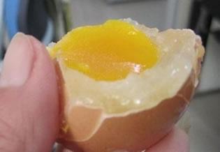 Фалшиви яйца открити в много от китайските градове. Снимка: epochtimes.com