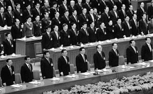 Китайските лидери Луо Ган, У Гуандженг, Джя Чинглин, У Банггуо, Ху Джинтао, Джянг Земин, Уен Джябао, Зенг Чингхонг и Ли Чангчун на 17-тия партиен конгрес на Китайската комунистическа партия