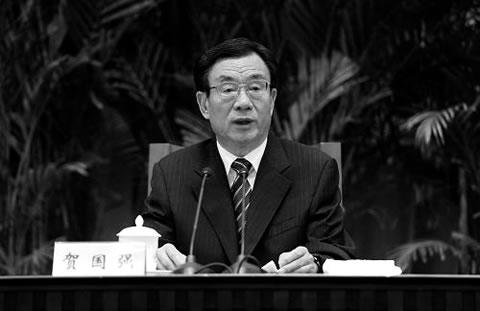 Хе Гуочианг (He Guoqiang), секретар на Централната дисциплинарна комисия на ККП и един от деветте члена на Постоянния комитет на Политбюро