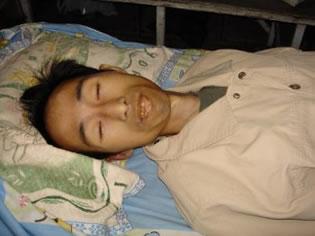 Лей Минг, изтезаван почти до смърт през ноември 2004 г., е отведен в болница в град Чангчун. Почива на 6 август 2006 г. на 30 години. 