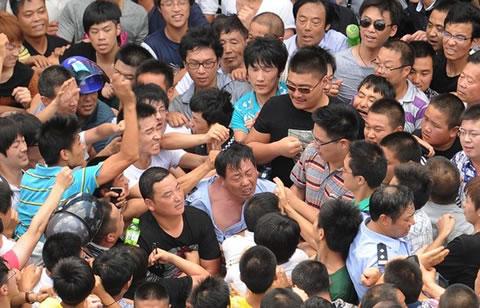 Протести в Чидонг, провинция Джянгсу (Jiangsu). Юли 2012 година