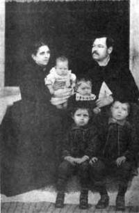 Семейството на Райна Княгиня с четиримата и синове