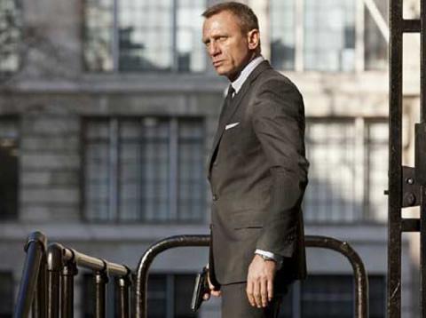 „007: Координати Скайфол"