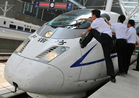 Китайските железници работят на загуба