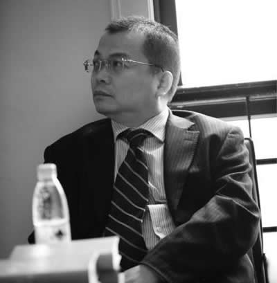 Юан Юлай, добре известен в Китай адвокат