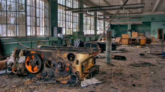 Това остана от българските заводи след деиндустриализацията и унищожаването на държавата ни.
