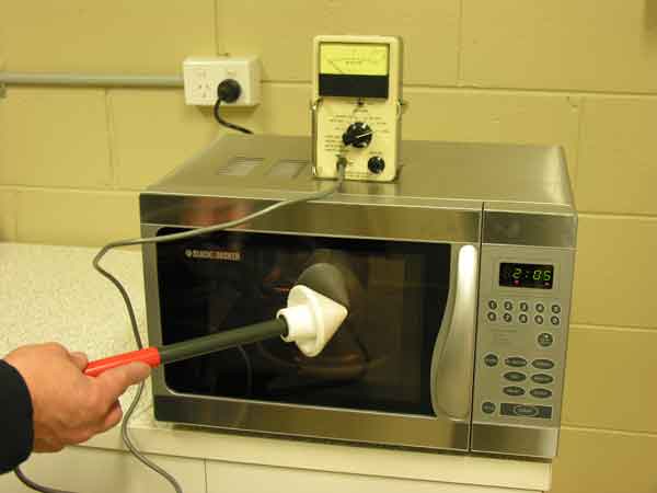 микровълнова печка, измерване на радиацията